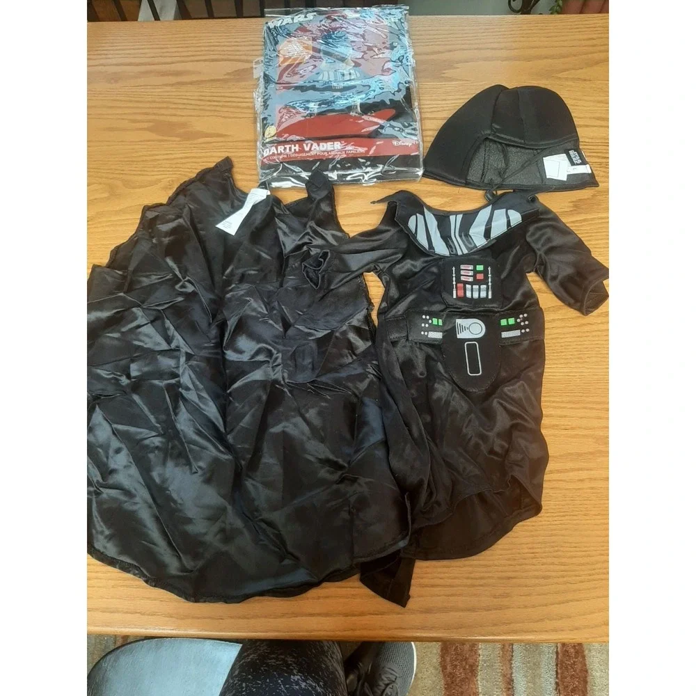 Disney Darth Vador‎ dog costume sz large.